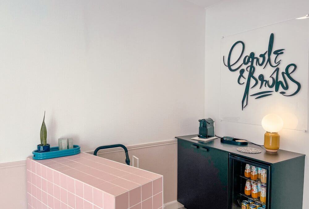 Carole & Brows : la reine du sourcils
